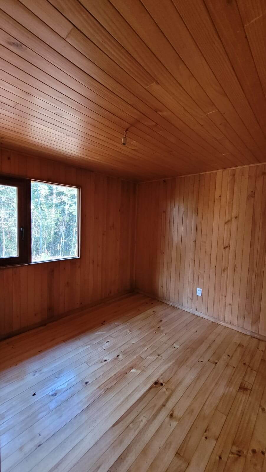  Hermosa Cabaa! en parcela de 5000m2 en Caburgua
 